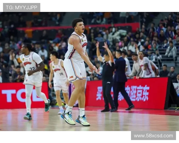 上海胜北控洛夫顿双双破双喜